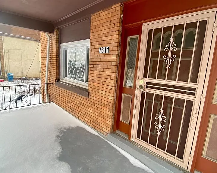 7611 Baxter St — Photo 1