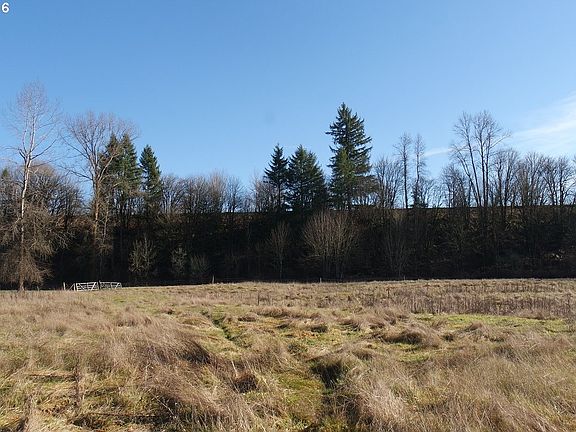 2nd image of 909 Nisqually Park Dr SE