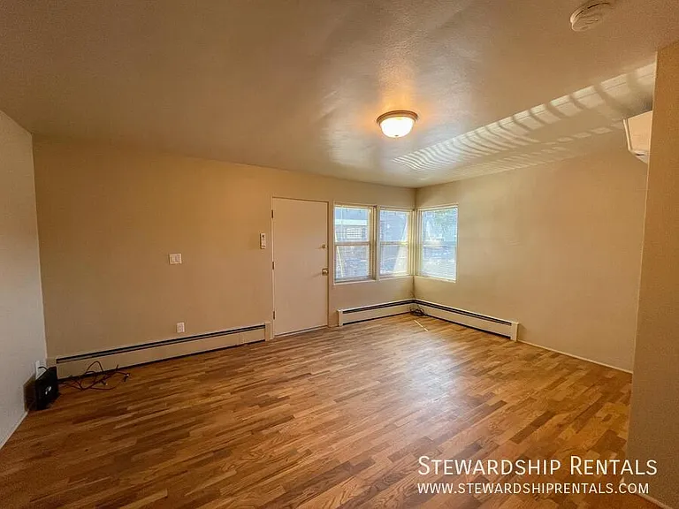 942 E 18th Ave #5 — Photo 6