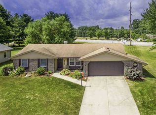 8722 Voyager Dr, Fort Wayne, IN 46804
