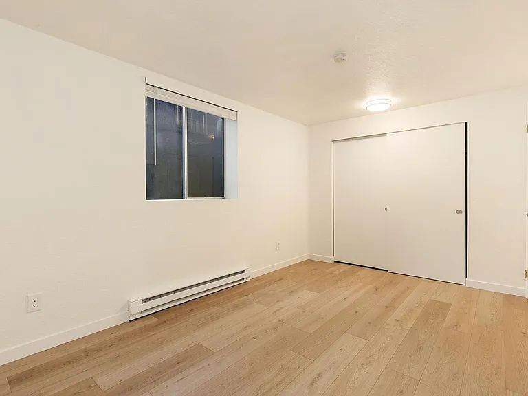 Crestwood Place — Photo 22