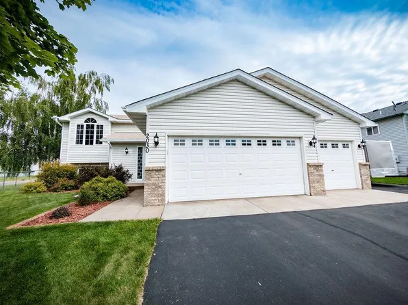 2030 Joes Lake Rd SE, Cambridge, MN 55008