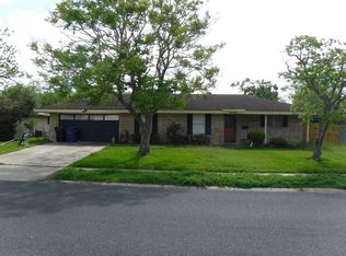 6122 Del Starr Dr, Corpus Christi, TX 78413