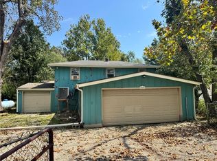 25609 S Lake Annette Rd, Freeman, MO 64746