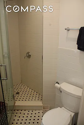 Rented by Compass | media 30