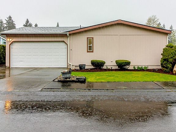 5th image of 15208 123rd Avenue Ct E #39