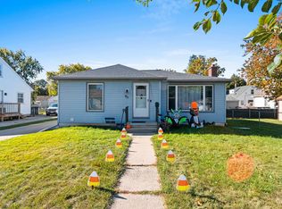 907 Roscoe St, Green Bay, WI 54304