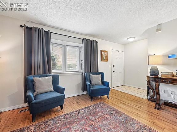 5th image of 5180 Victory Rd