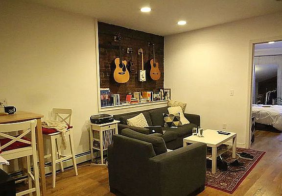 4th image of 104 Hancock St APT 1