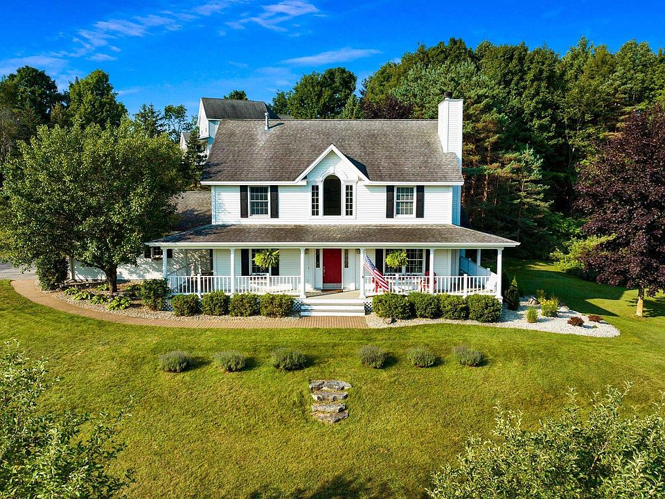 1st image of 909 Black Hill Ln