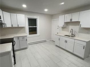 17 Alsop Ave, Middletown, CT 06457