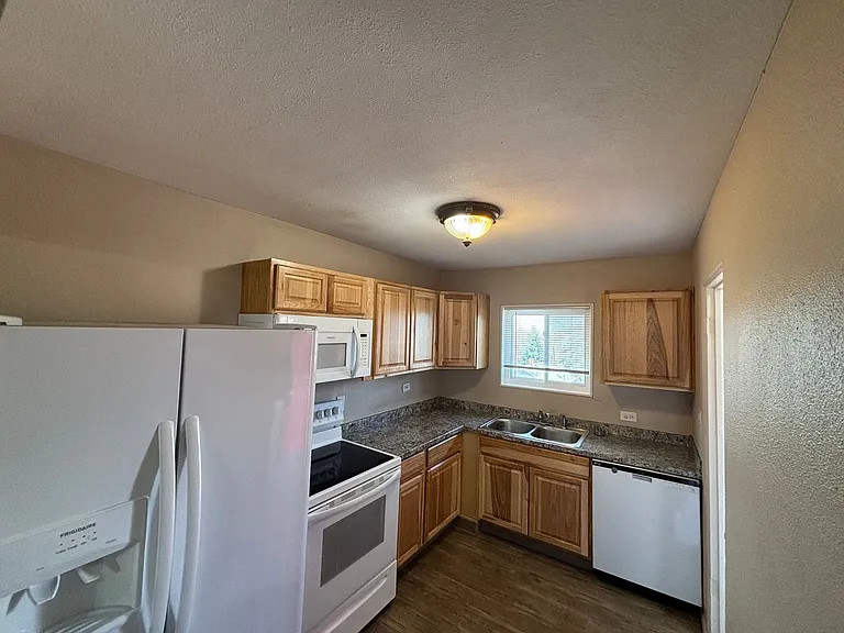 2511 W Uintah St. — Photo 10