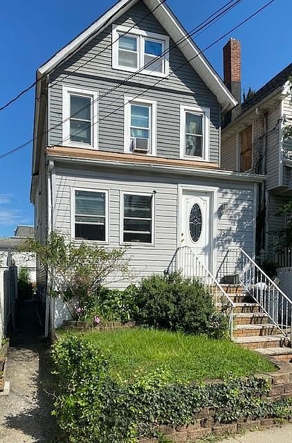 1st image of 35 Union Ave