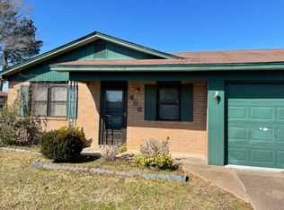 406 W Taft St, Stuttgart, AR 72160