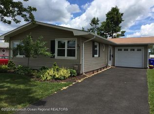 37 Collins Ct, Brick, NJ 08724