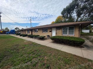 851 150th St #4, Hammond, IN 46327