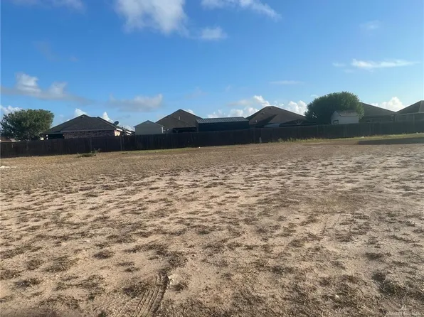 204 Paradise St, Rio Grande City, TX 78582