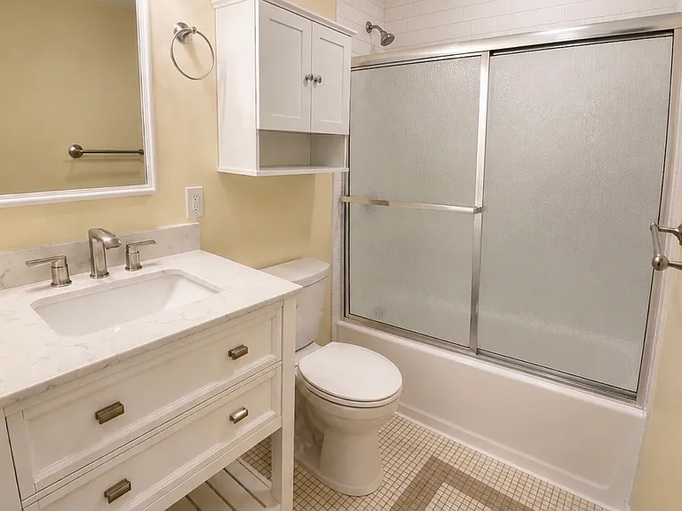 276 Harbor St #2 — Photo 13