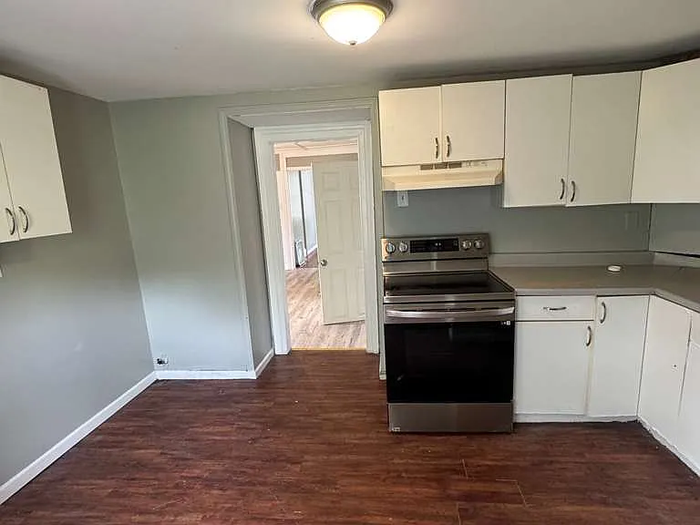305 Jackson St #1 — Photo 3