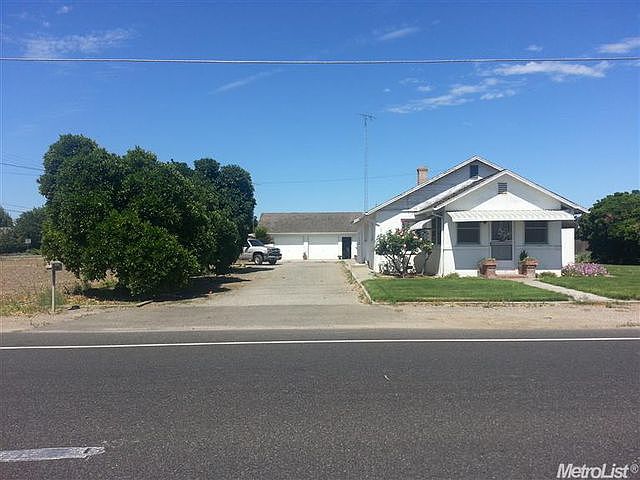 2nd image of 23979 S Jack Tone Rd
