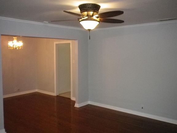 3rd image of 1724 Whittier Ave