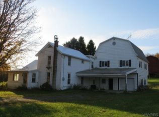 4422 E Hillside Rd, Bliss, NY 14024