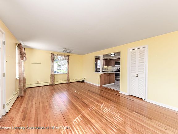 4th image of 234 Julian Ave