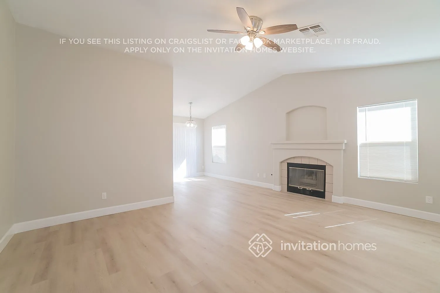 3643 W Melinda Ln Glendale, AZ 85308 — Photo 2
