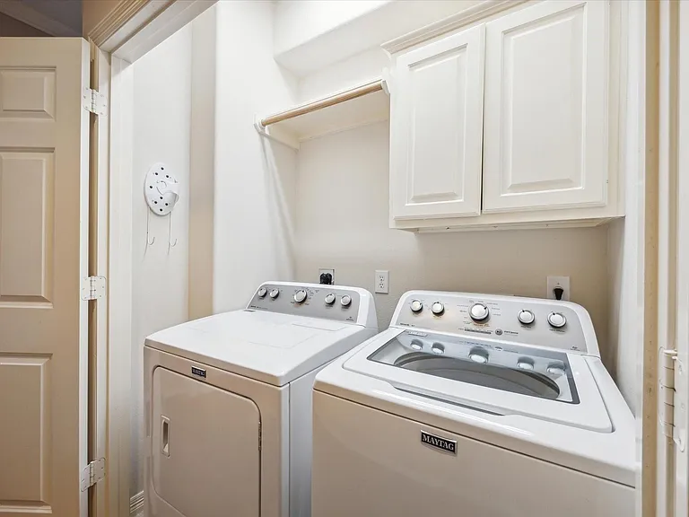 2802 Briarhurst Park — Photo 23