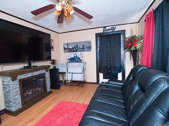 5th image of 770 Boenig St