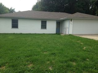 608 Harrington St, Dearborn, MO 64439