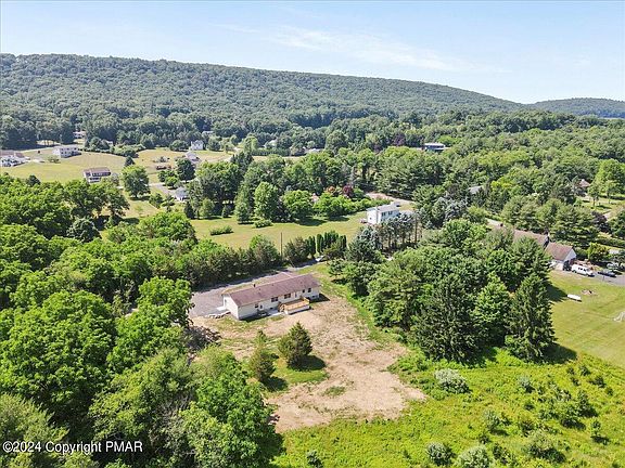 4th image of 1591 Fawn Valley Dr