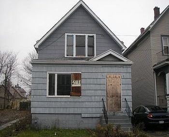 1st image of 206 Loepere St