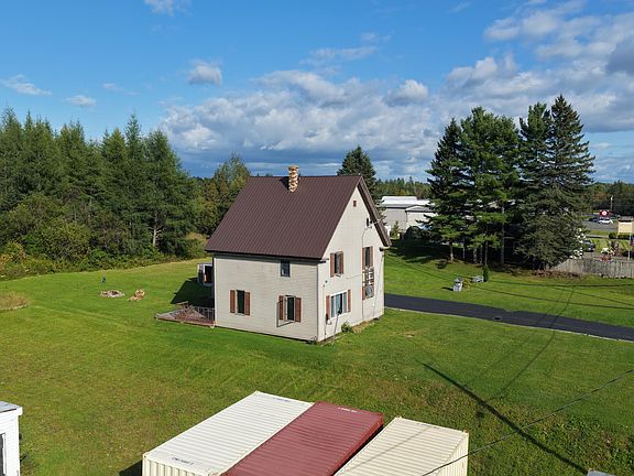 3rd image of 673 Mapleton Road