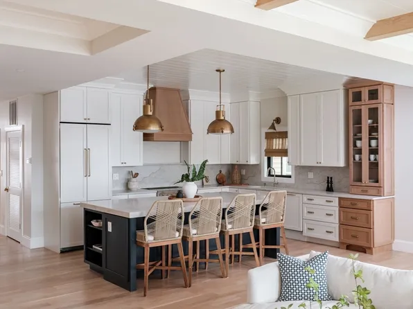 847 E 5th St, South Boston, MA 02127