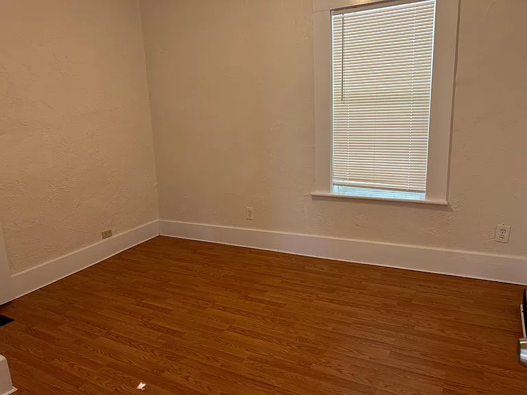 172 Pine St #1 — Photo 14