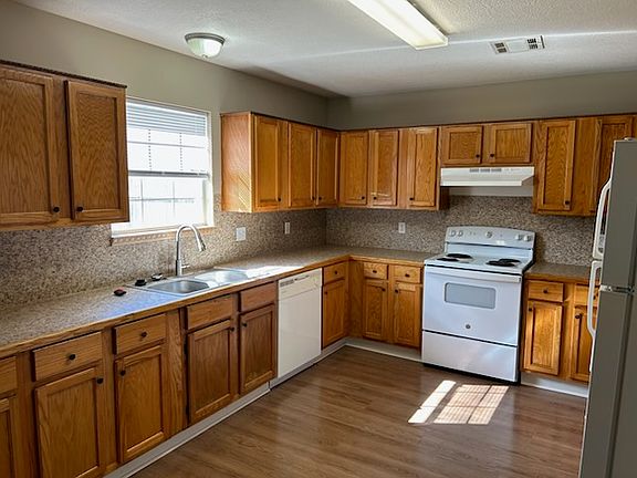 4th image of 5025 Hawthorne St