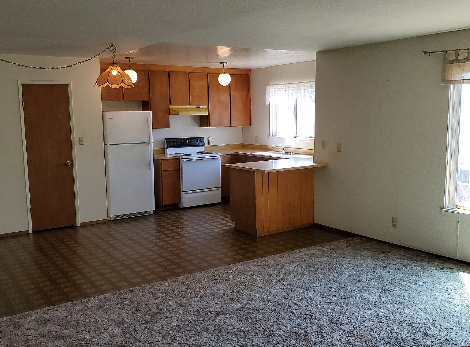 2 bed, 750 sqft, $3,950 — Photo 1
