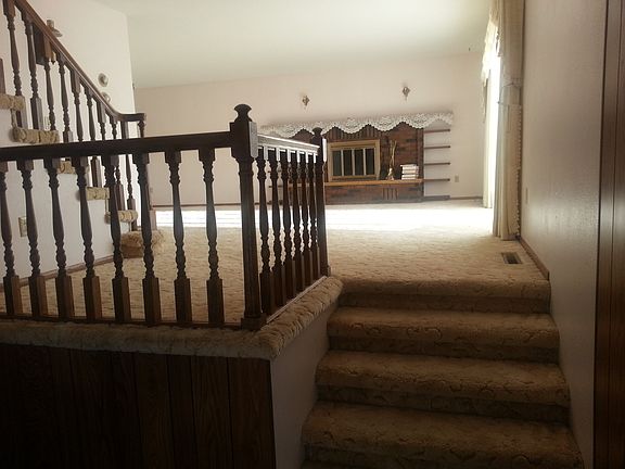 5th image of 779 James Dr
