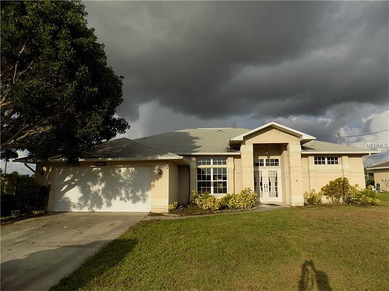 1st image of 2729 NE 20th Pl