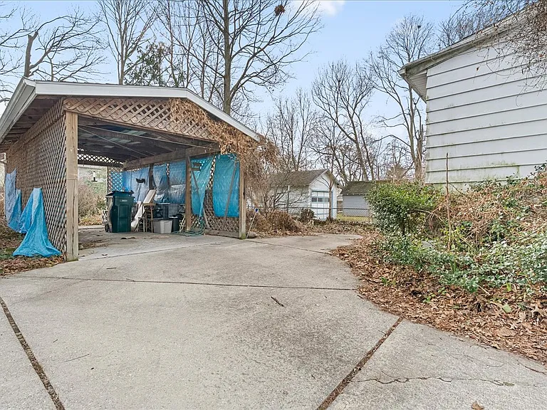 218 N Magnolia Ave — Photo 23