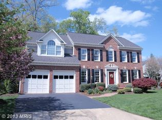 20443 Fitzhugh Ct, Sterling, VA 20165