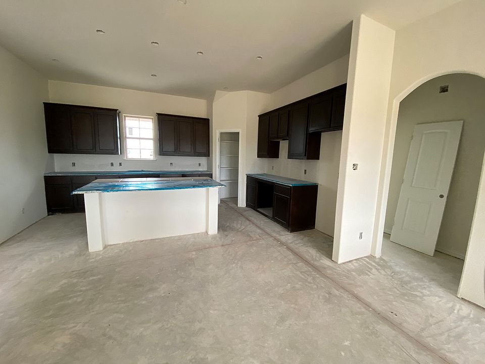 2nd image of 2209 Bourland St