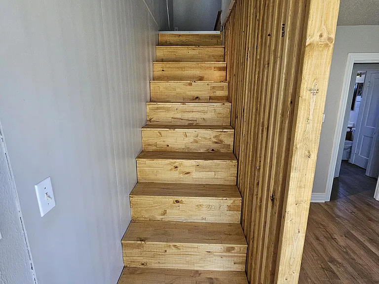 613 N Sumner St — Photo 9