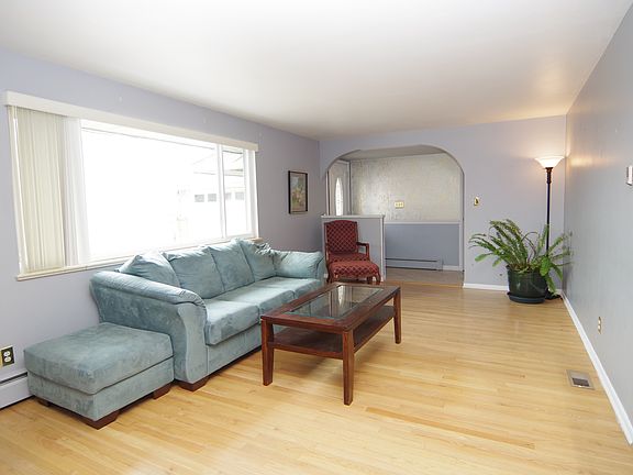 3rd image of 13144 W 30th Dr
