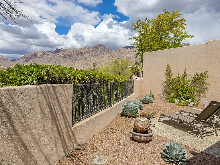 4555 E Red Mesa Dr — Photo 33