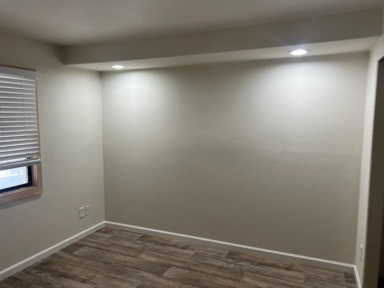 124 Hiawatha Ave #10 — Photo 1