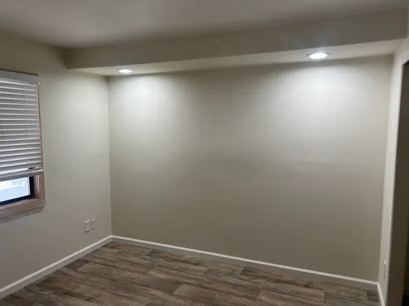 124 Hiawatha Ave APT 10, Santa Cruz, CA 95062