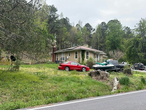 3rd image of 998 Clyde Bird Rd