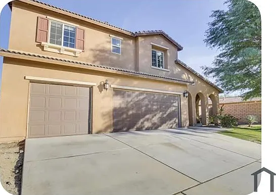 40632 Pine Grove St — Photo 2